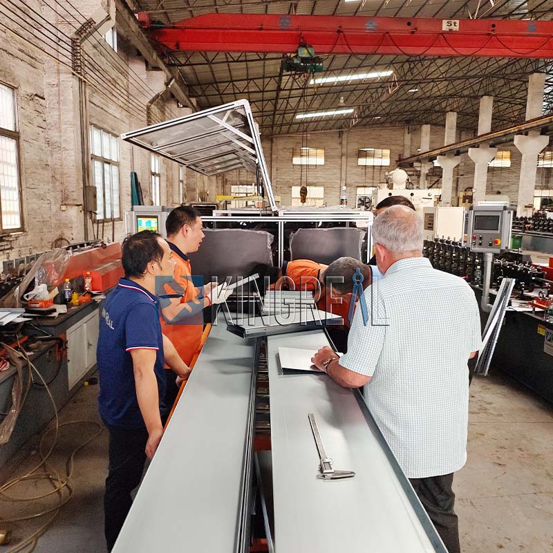 Линейный ленточный потолок рейка Линия-3 Линейный ленточный потолок рейка Линия-3