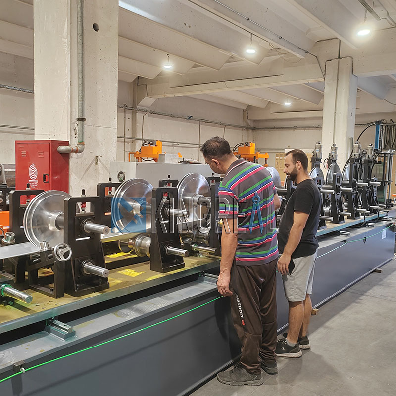 Оборудование для производства Кубообразного потолка-1