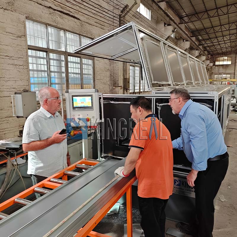 Линейный ленточный потолок рейка Линия