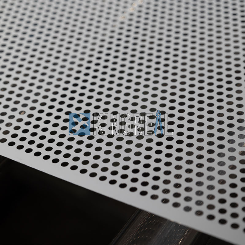 линии перфорации рулонного металла