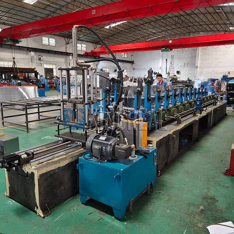 подвесной кубообразный реечный потолок Станки-5