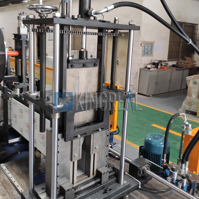 кубообразный реечный потолок албес Станок-2