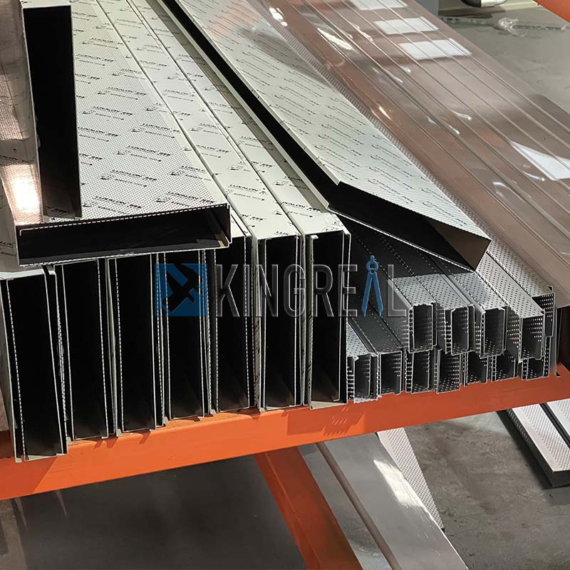 кубообразные реечные потолки Машина-1